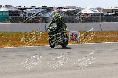 media/Apr-30-2023-CRA (Sun) [[020fcf5d43]]/Race 11-600 Expert Superbike/